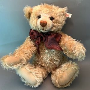 Steiff Millennium Mohair Bear 670374 white tag